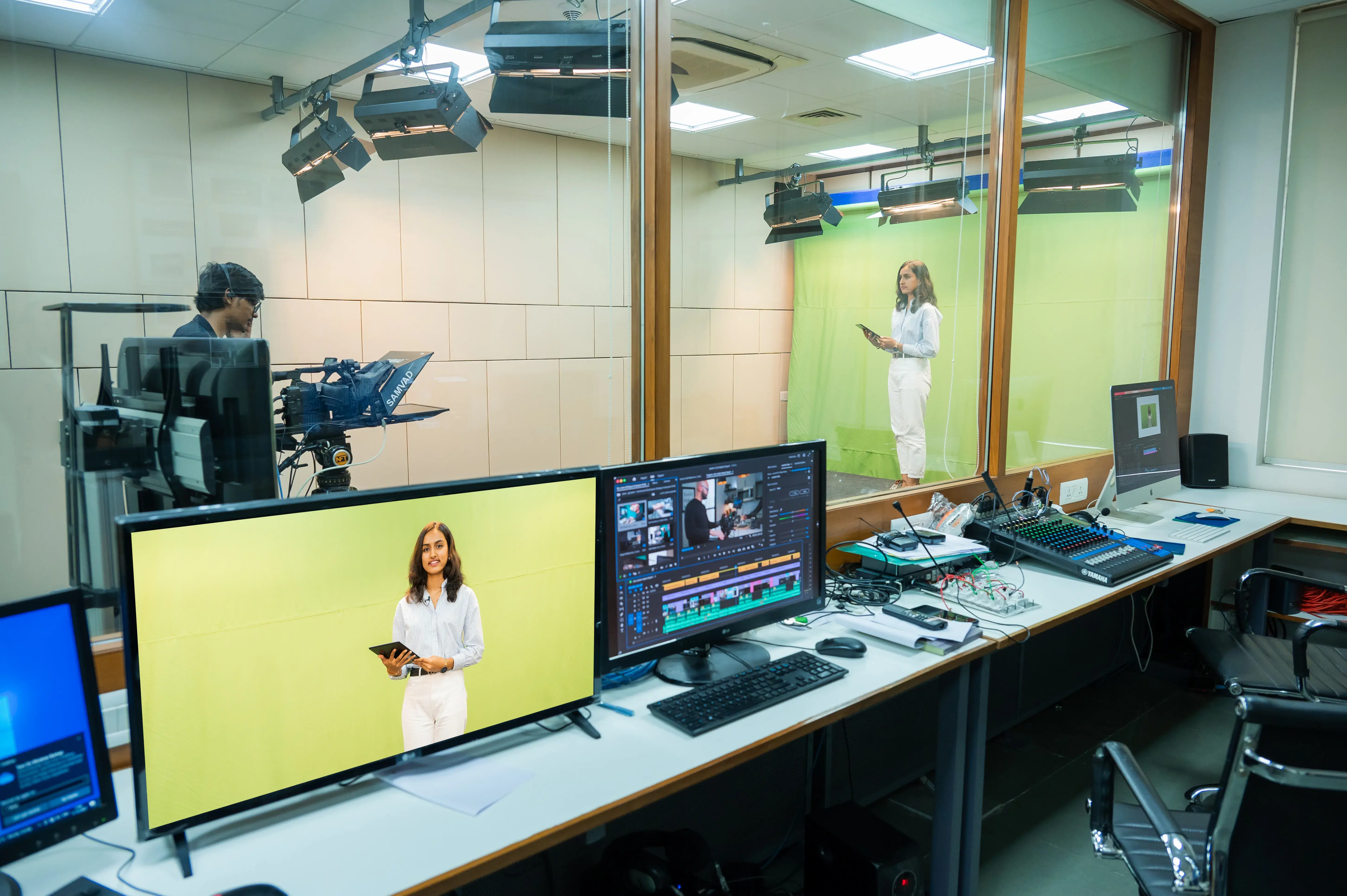 Auro University Surat Extra Curricular Activities photo 5